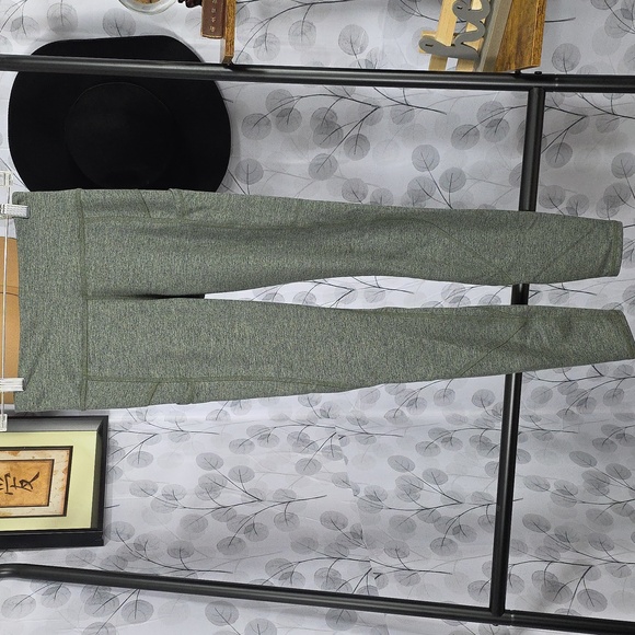 Abercrombie High Waist Leggings - Picture 3 of 10